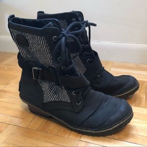 Sorel winter ankle boots 9.5